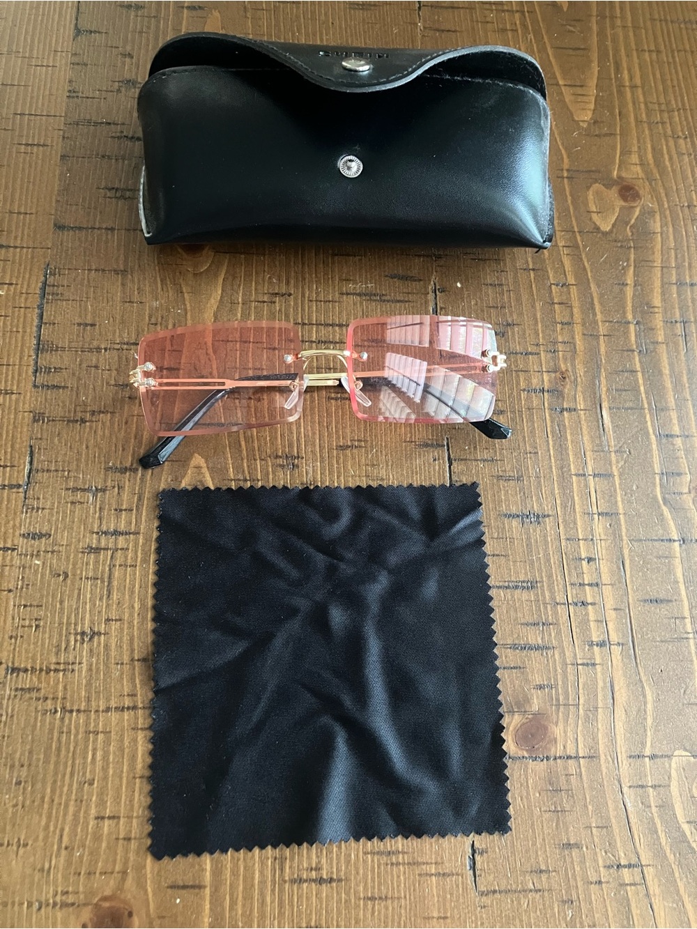 Like New Pink Rectangular Lens Gold Frame Sunglasses